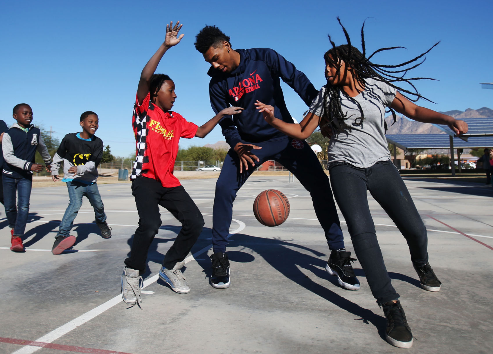Allonzo Trier visits Davidson Elementary